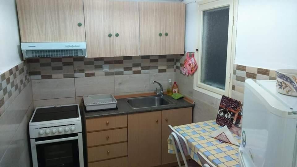 Sea And Joy Apartment Nea Iraklitsa Екстериор снимка